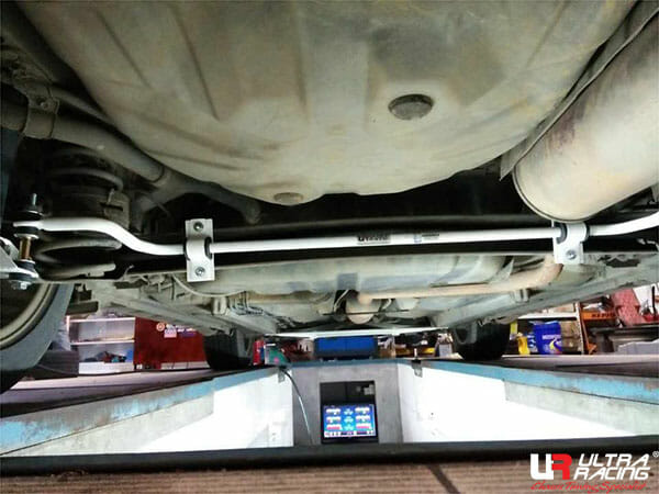 Ultra Racing - 16mm Rear Sway Bar - 2004-2006 Scion xA (XP60) - UR-AR16-021