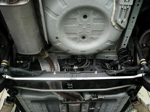 Ultra Racing - 19mm Rear Sway Bar - 2011-2017 Nissan Juke F15 / 2018-2024 Nissan Leaf - UR-AR19-474