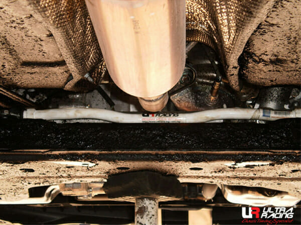 Ultra Racing - 20mm Front Sway Bar - 2009-2017 Ford Fiesta - UR-AF20-188