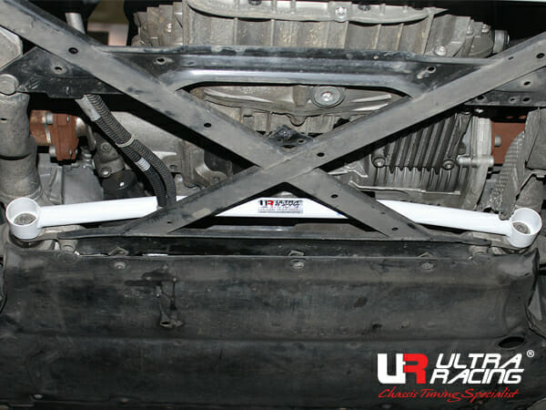 Ultra Racing - 2pt Front Lower Brace - 2009-2016 Audi A4/S4 (B8) / 2008-2017 Audi A5/S5 (B8) / 2013-2015 Audi RS 5 (B8) - URKR-LA2-3278