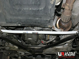 Ultra Racing - 2pt Front Lower Brace - 2006-2011 BMW 3 Series sedan (E90) / 2006-2012 BMW 3 Series wagon (E91) / 2007-2013 BMW 3 Series coupe (E92) - UR-LA2-1027