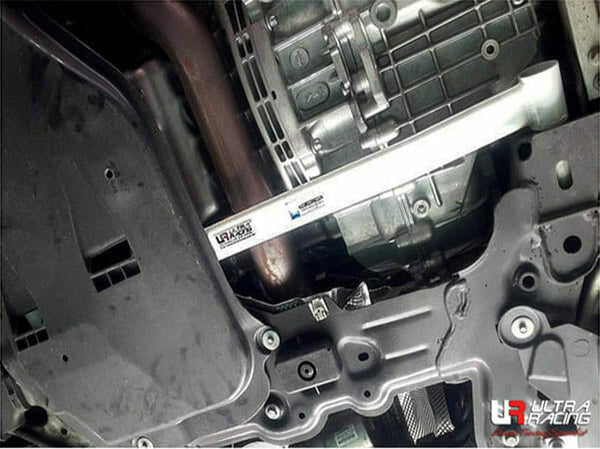 Ultra Racing - 2pt Front Lower Brace - MERCEDES-BENZ CLA 45 AMG (C117) 2014-2019 - UR-LA2-3208