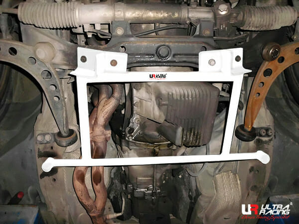 Ultra Racing - 4pt Front Lower Brace - 1996-2002 BMW Z3 (E37) - UR-LA4-2972