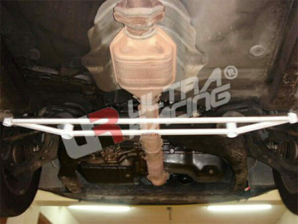 Ultra Racing - 4pt Front Lower Brace - 1992-1996 Toyota Camry (XV10) / 1997-2001 Toyota Camry (XV20) / 1999-2003 Toyota Camry Solara (XV20) - UR-LA4-366