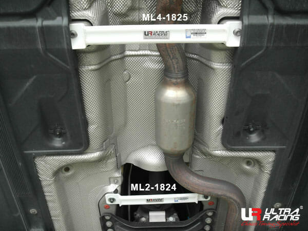Ultra Racing - 4pt Middle Lower Brace - MERCEDES-BENZ E-CLASS COUPE (C207) 2010-2017 - UR-ML4-1825