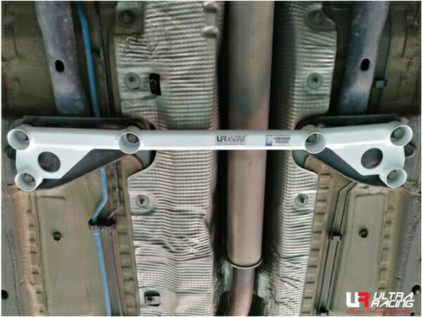 Ultra Racing - 6pt Middle Lower Brace - MINI COUNTRYMAN (R60) 2010-2016 - UR-ML6-1500