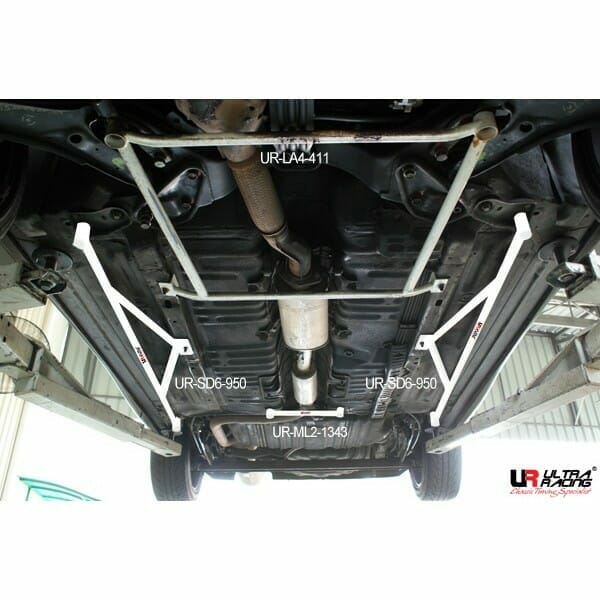 Ultra Racing - 4pt Front Lower Brace - 1995-1999 Nissan Maxima (A32) / 1996-1999 Infiniti I30 (A32) - UR-LA4-411