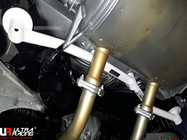Ultra Racing - 4pt Rear Lower Brace - 2009-2012 Infiniti FX35 (S51) / 2009-2016 Nissan Skyline Crossover (J50) - UR-RL4-1454