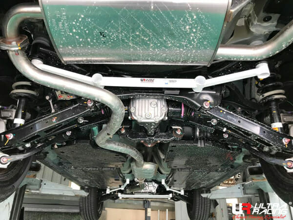 Ultra Racing - 4pt Rear Lower Brace - SUBARU CROSSTREK (XV) 2018-2022 - UR-RL4-3915
