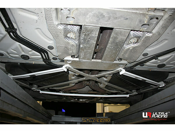 Ultra Racing - 4pt Rear Lower Side Braces (PAIR) - PORSCHE PANAMERA (970) 2010-2017 - UR-RLS4-1880P