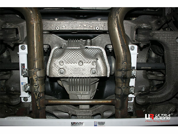 Ultra Racing - 4pt Rear Lower Side Braces (PAIR) - PORSCHE PANAMERA (970) 2010-2017 - UR-RLS4-1908P