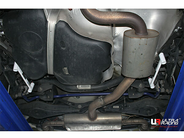 Ultra Racing - 4pt Rear Side Braces - 2007-2018 Volkswagen Jetta - UR-RS4-823P