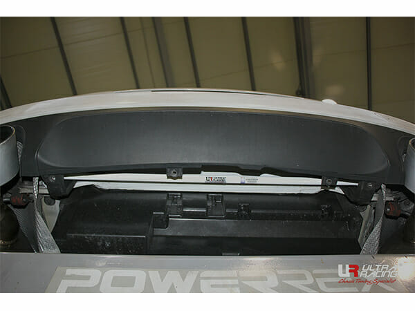 Ultra Racing - 2pt Rear Torsion Brace - PORSCHE PANAMERA (970) 2010-2017 - UR-RT2-1882