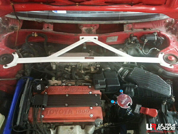 Ultra Racing - 3pt Front Strut Tower Brace - 1988-1991 Toyota Corolla SR5/GT-S Coupe (AE92) - UR-TW3-687