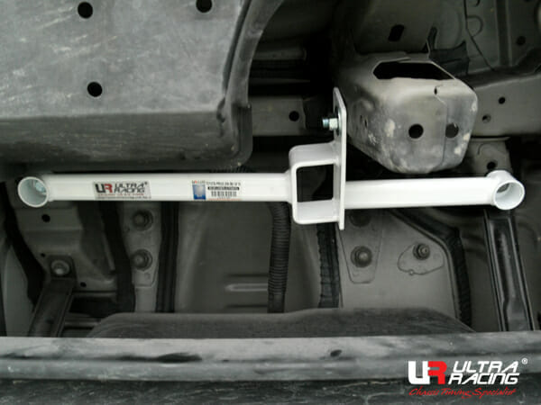 Ultra Racing - 3pt Rear Lower Brace - 2010-2015 Toyota Prius - UR-RL3-1637