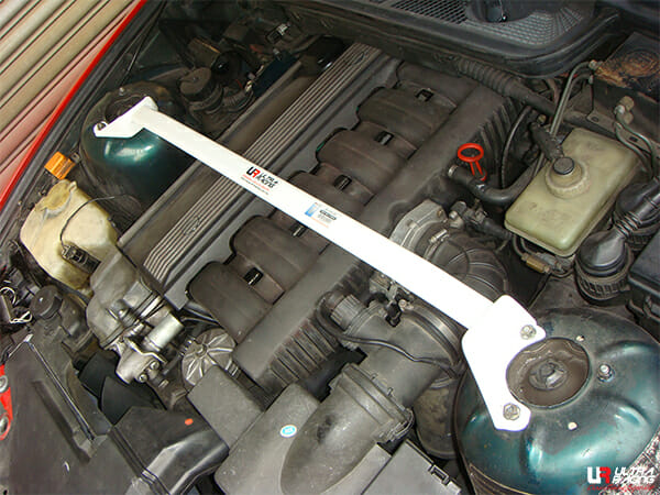 Ultra Racing - 2pt Front Strut Tower Brace - 1992-1999 BMW 3 Series (E36) / 1995-1999 BMW M3 (E36) - UR-TW2-071