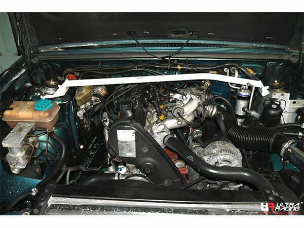 Ultra Racing - 2pt Front Strut Tower Brace - 1991-1995 Volvo 940 Sedan (940) - UR-TW2-1038