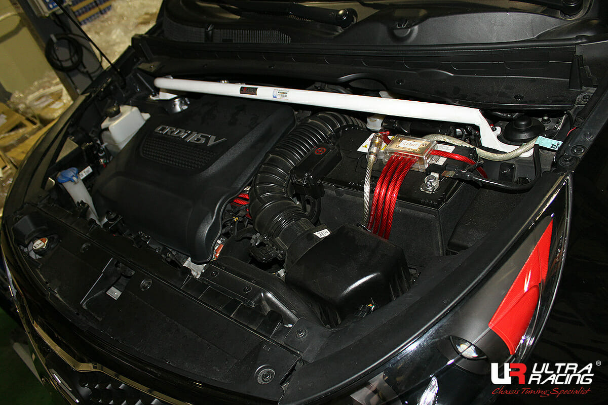 Ultra Racing - 2pt Front Strut Tower Brace - 2011-2014 Kia Sportage (SL) - UR-TW2-1730
