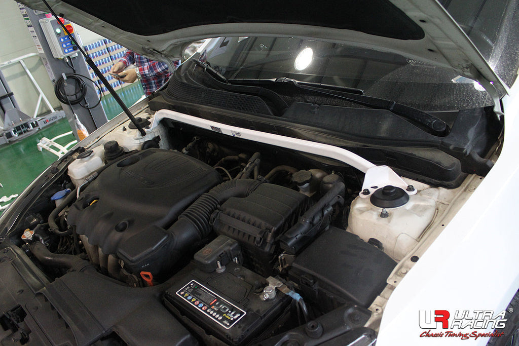 Ultra Racing - 2pt Front Strut Tower Brace -  2011-15 Optima - UR-TW2-1906