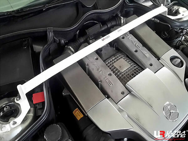 Ultra Racing - 2pt Front Strut Tower Brace - 2002-2004 Mercedes-Benz C32 AMG (W203) - UR-TW2-2903