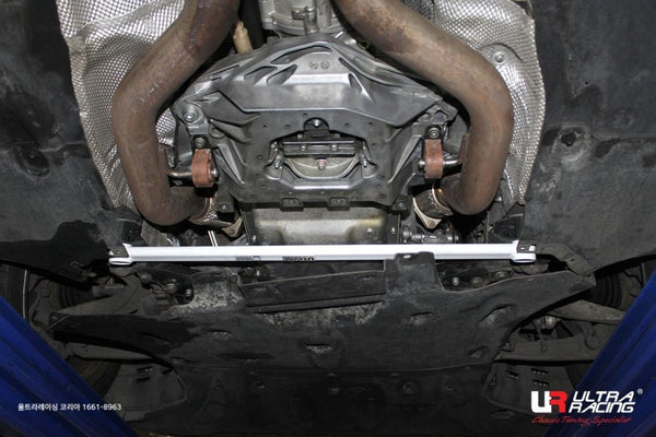 Ultra Racing - 2pt Front Lower Brace - Audi A6 / S6 - UR-LA2-2486