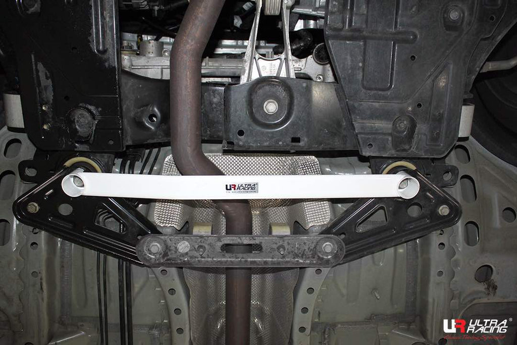 Ultra Racing - 2pt Front Lower Brace -  2016+ Malibu - UR-LA2-3801