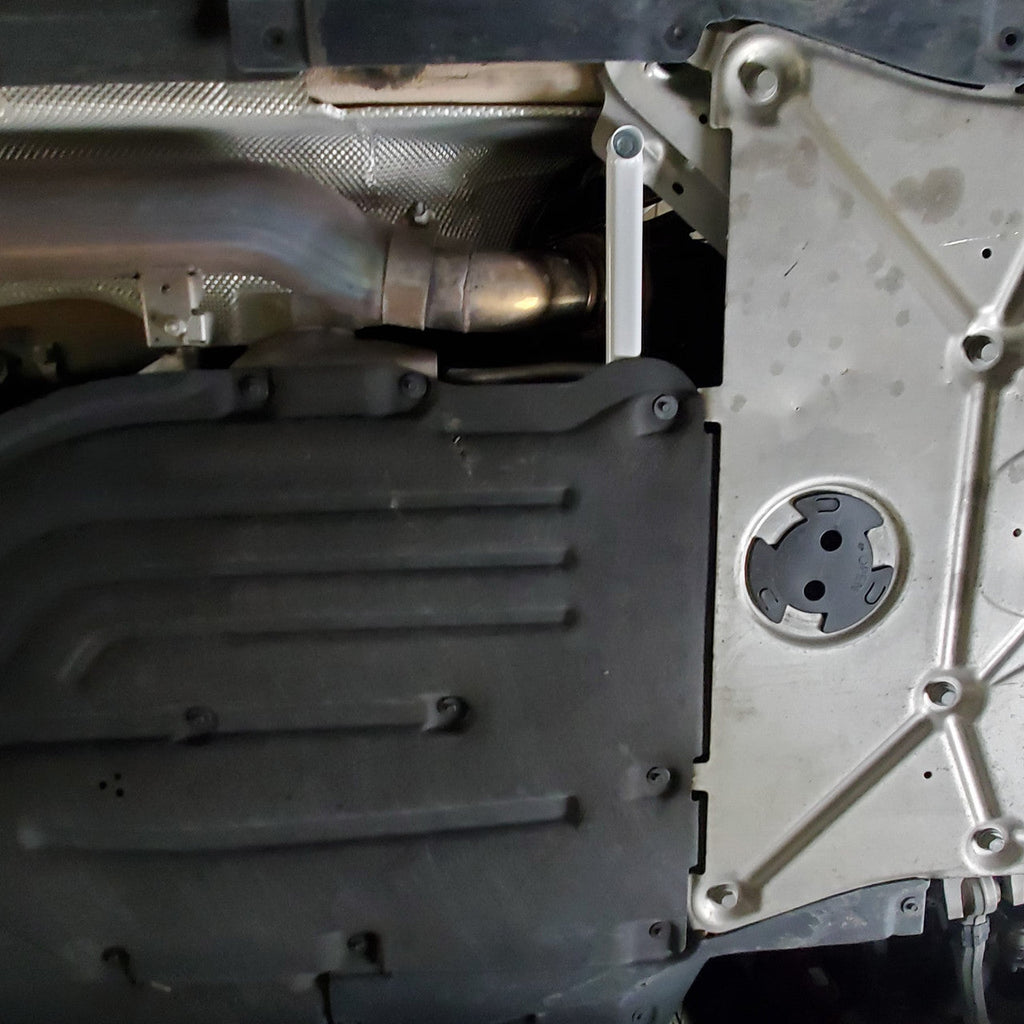 Ultra Racing - 2pt Front Lower Brace - BMW Z4 (G29) 2019-2022 - UR-LA2-4228