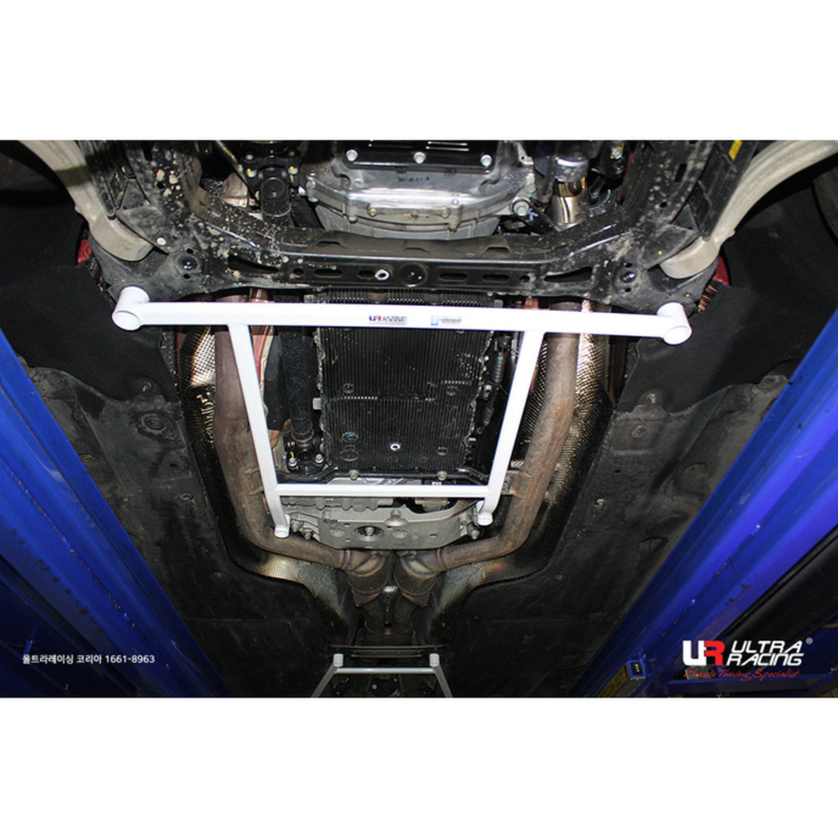 Ultra Racing - 4pt Front Lower Brace / Crossmember -  2018+ Kia Stinger AWD ONLY - UR-LA4-3894