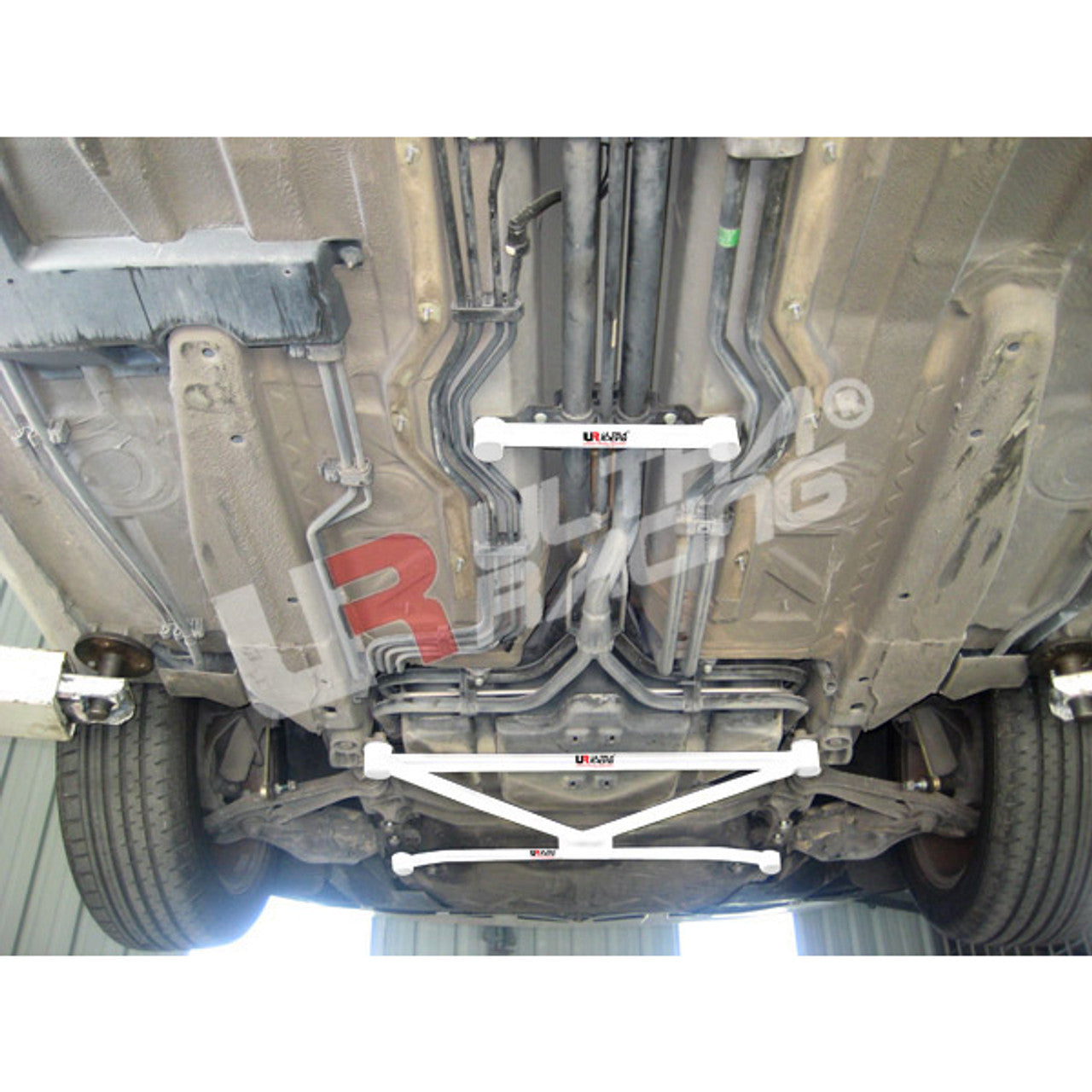 Ultra Racing - 2pt Middle Lower Brace - PORSCHE BOXSTER (986) 1996-2004 - UR-ML2-1104