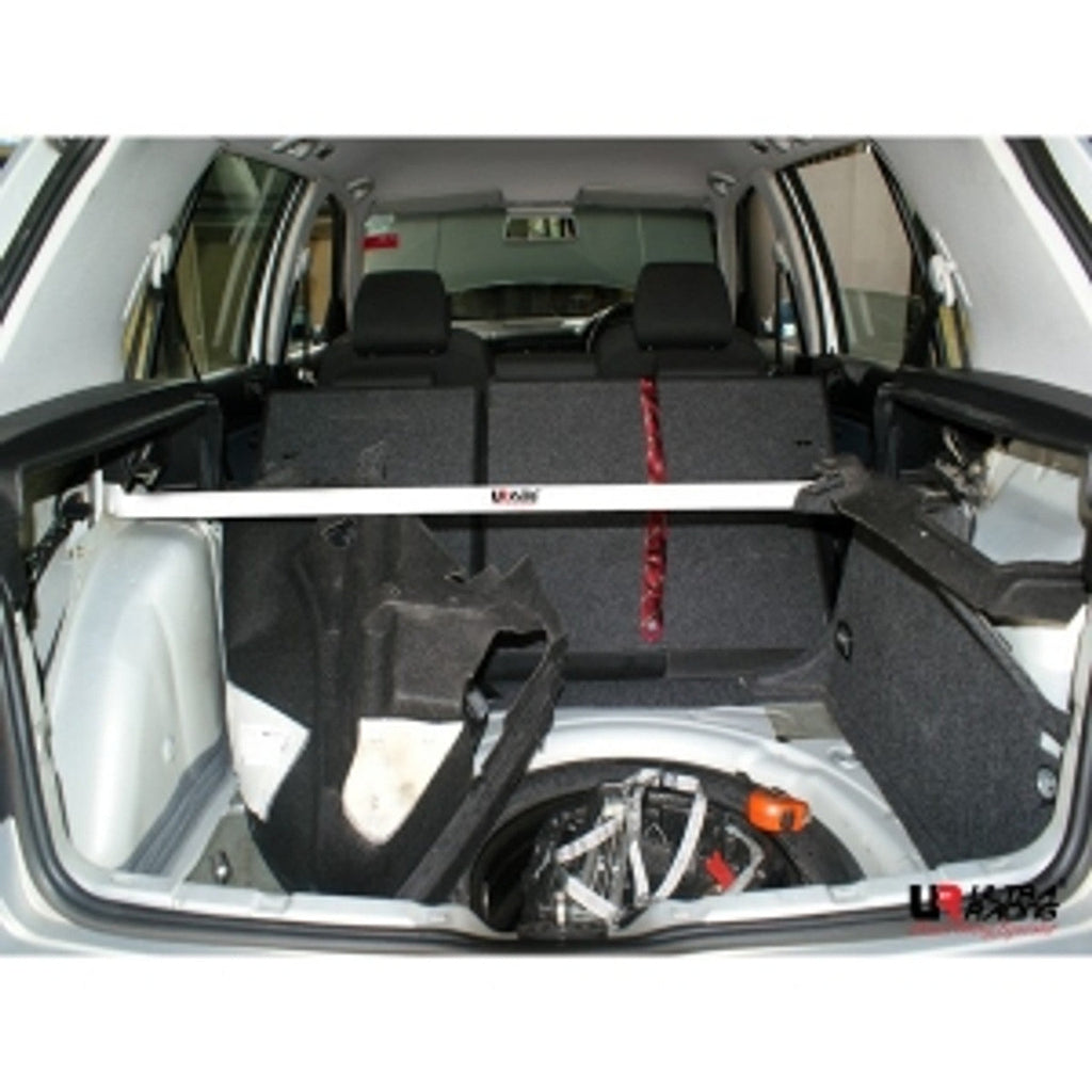 Ultra Racing - 2pt Rear Strut Brace - VOLKSWAGEN VW GOLF GTI (MK4) 1997-2003 - UR-RE2-1270