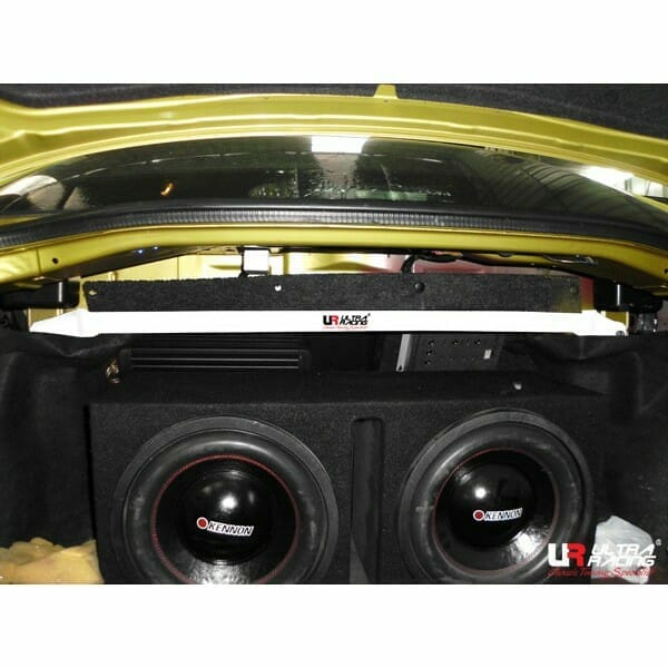 Ultra Racing - 2pt Rear Strut Brace - INFINITI G35 (V35) 2003-2007 - UR-RE2-1960