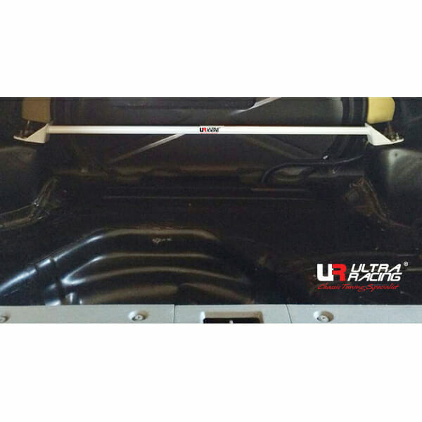 Ultra Racing - 2pt Rear Strut Brace - 1989-1994 Nissan Skyline GT-R/GTS-t (R32) - UR-RE2-477