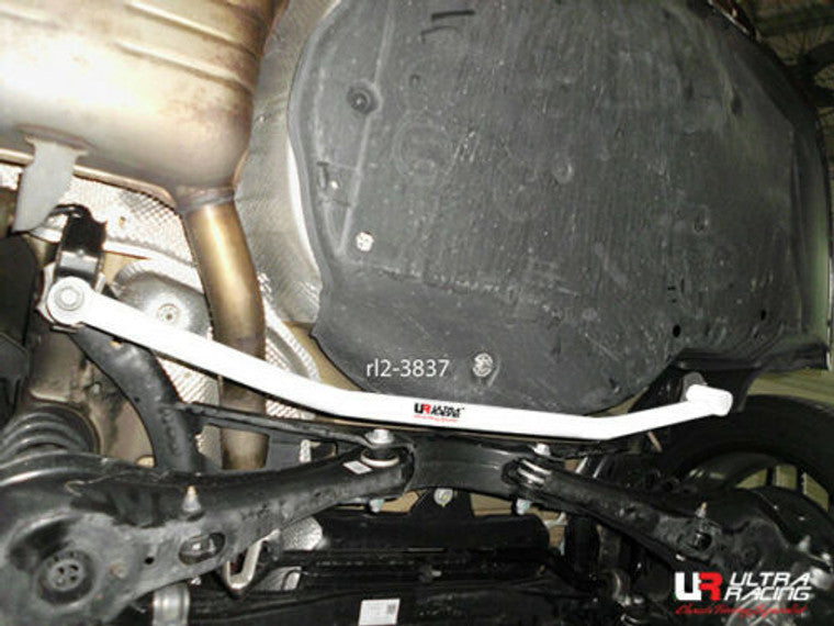 Ultra Racing - 2pt Rear Lower Brace - VOLKSWAGEN PASSAT (B8) 2016-2021 - UR-RL2-3837