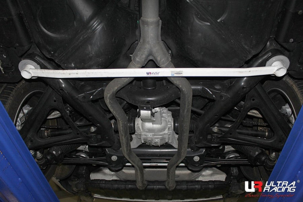 Ultra Racing - 2pt Rear Lower Brace - Audi Q / QS - UR-RL2-866