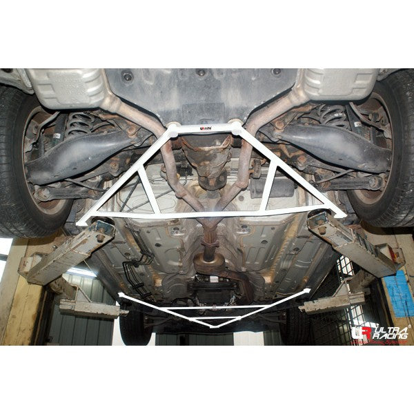 Ultra Racing - 4pt Rear Lower Brace - 2004-10 SLK 280/300/350 - UR-RL4-1577