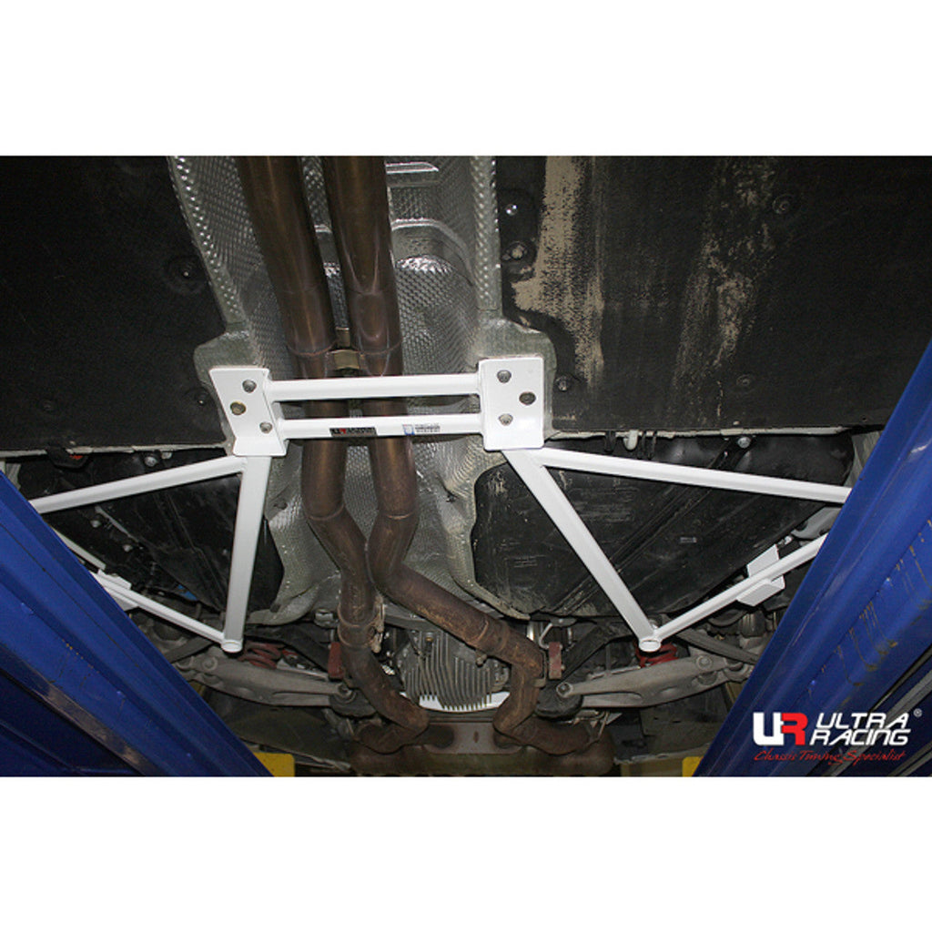 Ultra Racing - 8pt Rear Lower Brace - BMW 3 SERIES M3 (F80) 2014-2018 - UR-RL8-3013