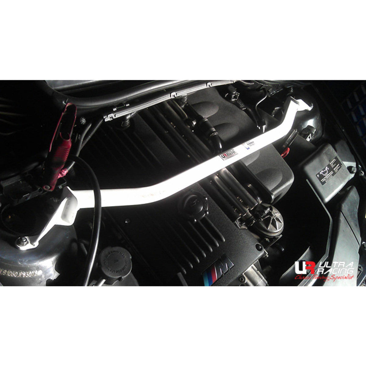 Ultra Racing - 2pt Front Strut Tower Brace - BMW 3 SERIES M3 (E46) 2000-2004 - UR-TW2-1534