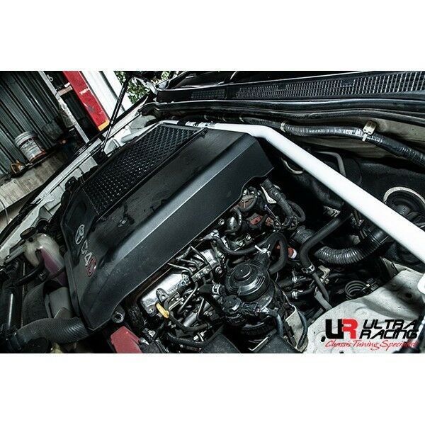 Ultra Racing - 2pt Adjustable Front Strut Tower Brace -  Toyota Fortuner/Hilux - UR-TW2-2589A