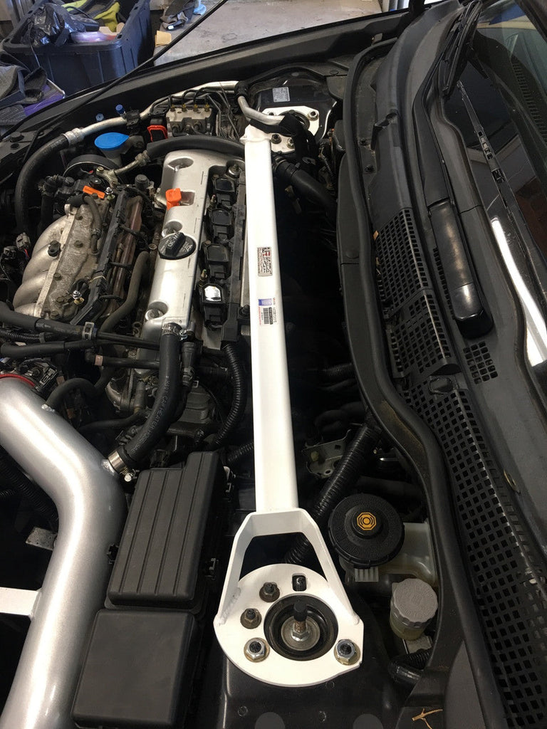 Ultra Racing - 2pt Front Strut Tower Brace - Acura TSX (CL9) 2004-2008 - UR-TW2-3115