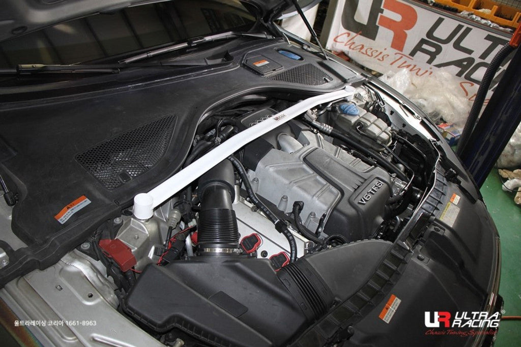 Ultra Racing - 2pt Front Strut Tower Brace - Audi A6 / S6 - UR-TW2-3696