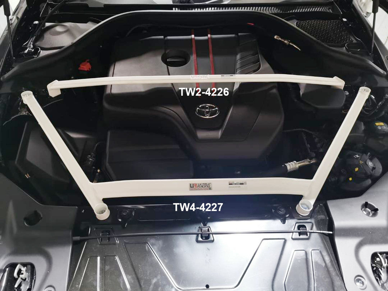 Ultra Racing - 2pt Front Strut Tower Brace - BMW Z4 (G29) 2019-2022 - UR-TW2-4226