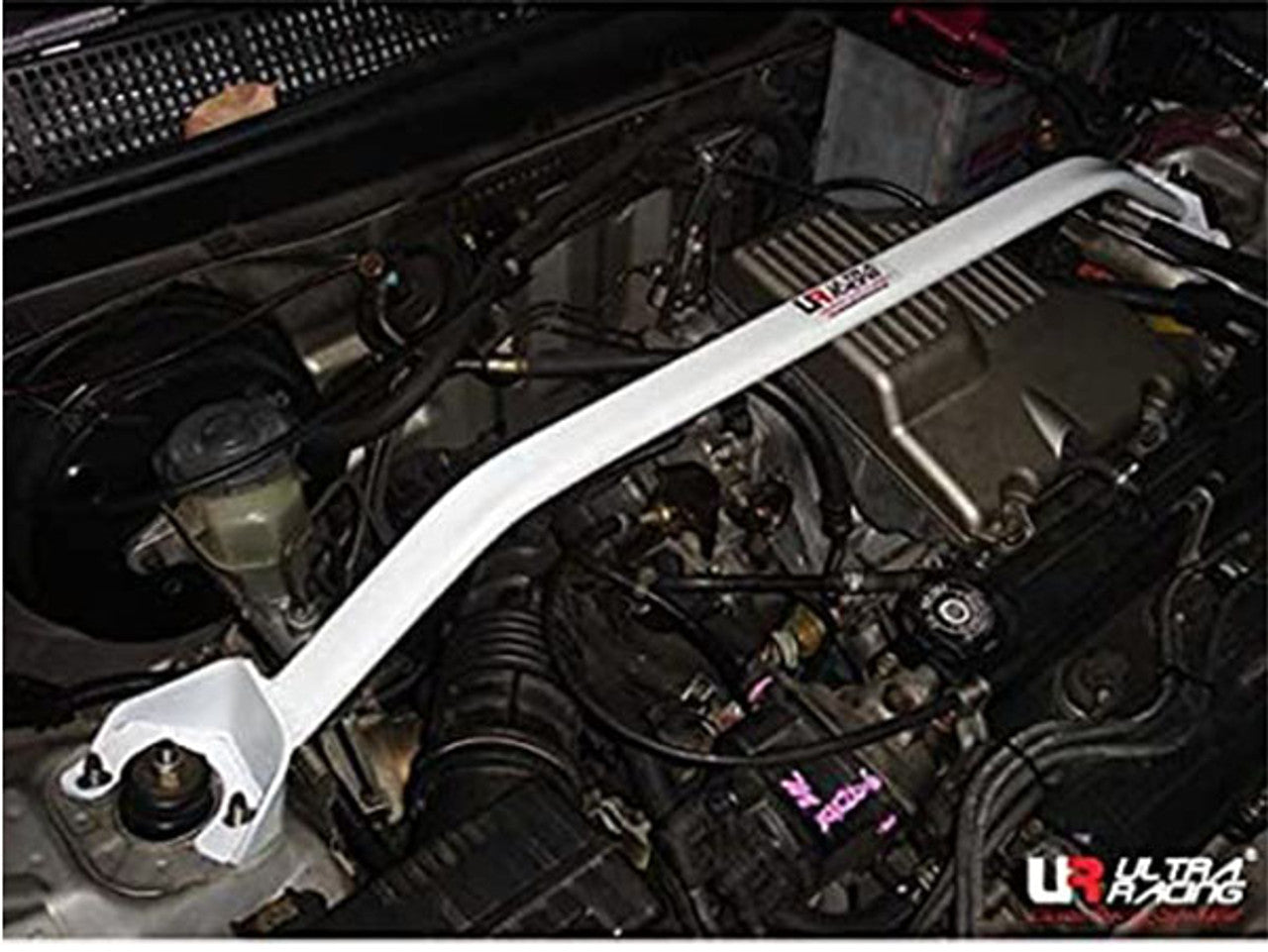 Ultra Racing - 2pt Front Strut Tower Brace - HONDA CR-V (RD) 1997-2001 - UR-TW2-424