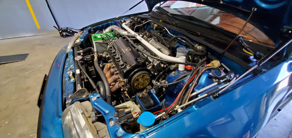 Ultra Racing - 2pt Front Strut Tower Brace - HONDA CIVIC (EF9) HATCH 1988-1991 - UR-TW2-594