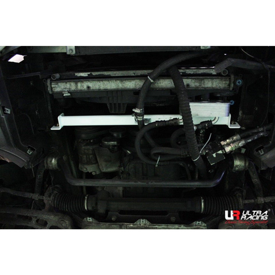 Ultra Racing - 2pt Front Lower Brace - BMW Z4 (E85/E86) 2002-2008 - UR-LA2-2538