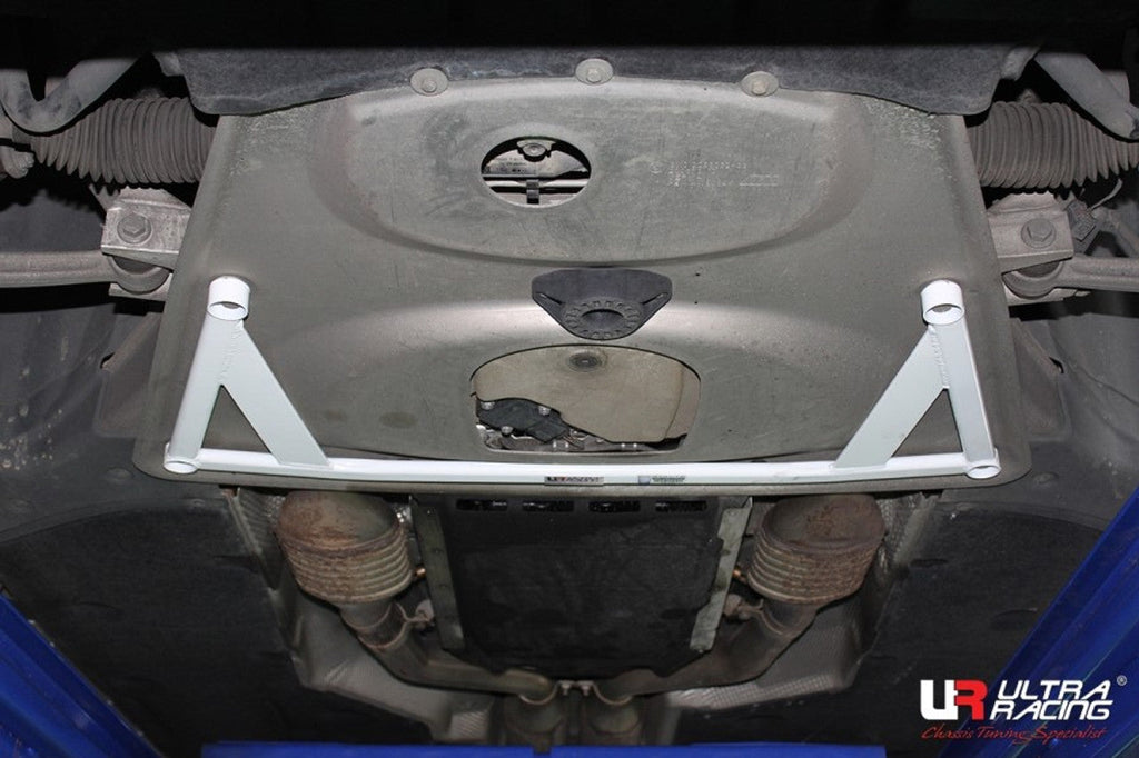 Ultra Racing - 4pt Front Lower Brace - BMW 3 SERIES M3 (E92 COUPE) 2006-2013 - UR-LA4-2759