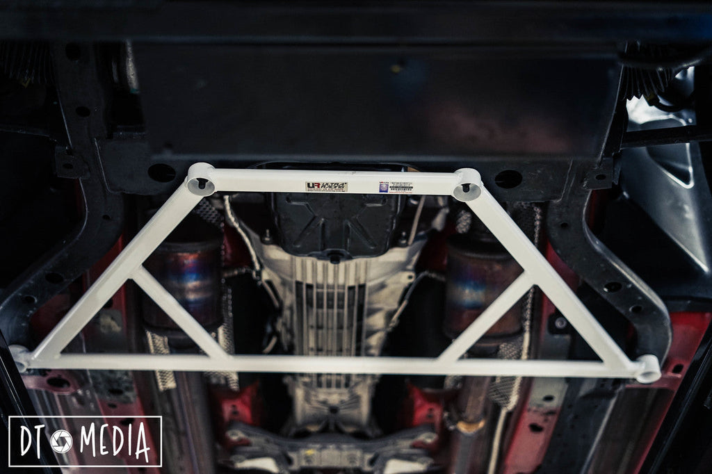 Ultra Racing - 4pt Front Lower Brace - FORD MUSTANG (S550) 2015-2021 - UR-LA4-3301