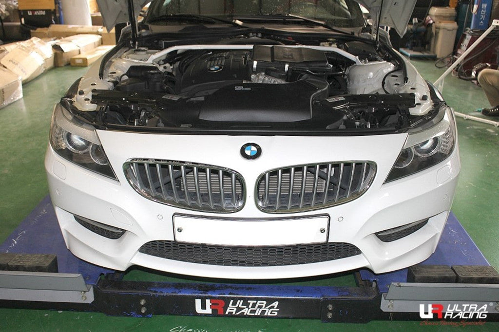 Ultra Racing - 2pt Front Strut Tower Brace - BMW Z4 (E89) 2009-2016 - UR-TW2-2539