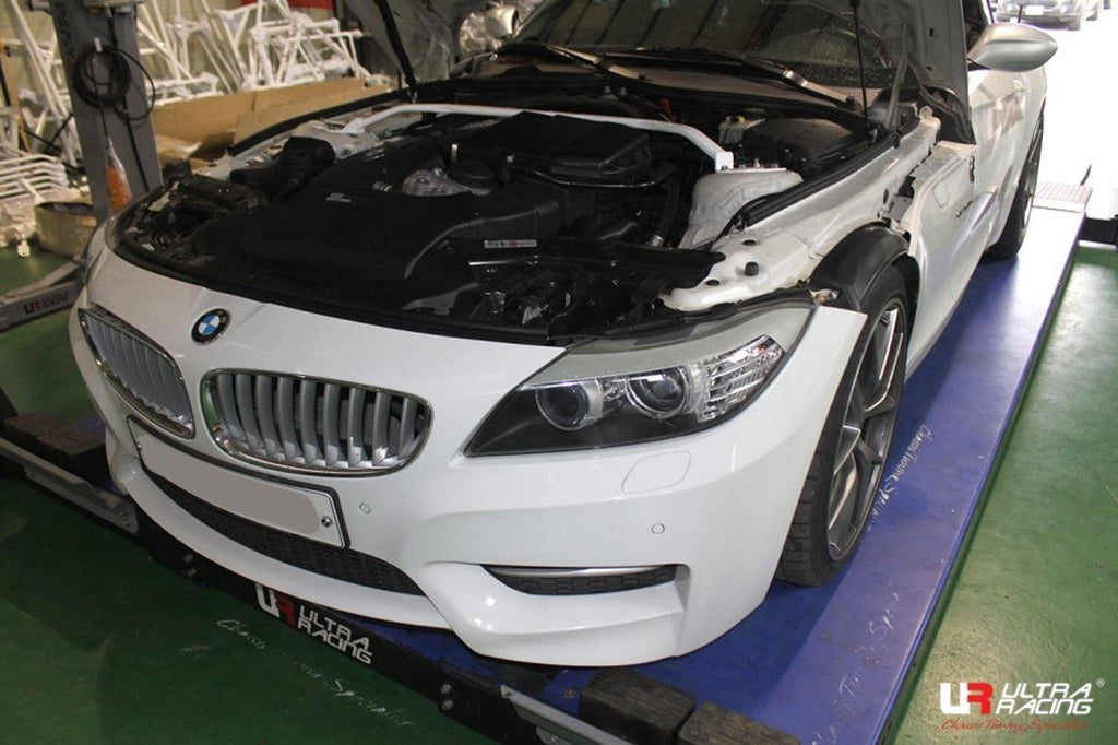 Ultra Racing - 2pt Front Strut Tower Brace - BMW Z4 (E89) 2009-2016 - UR-TW2-2539