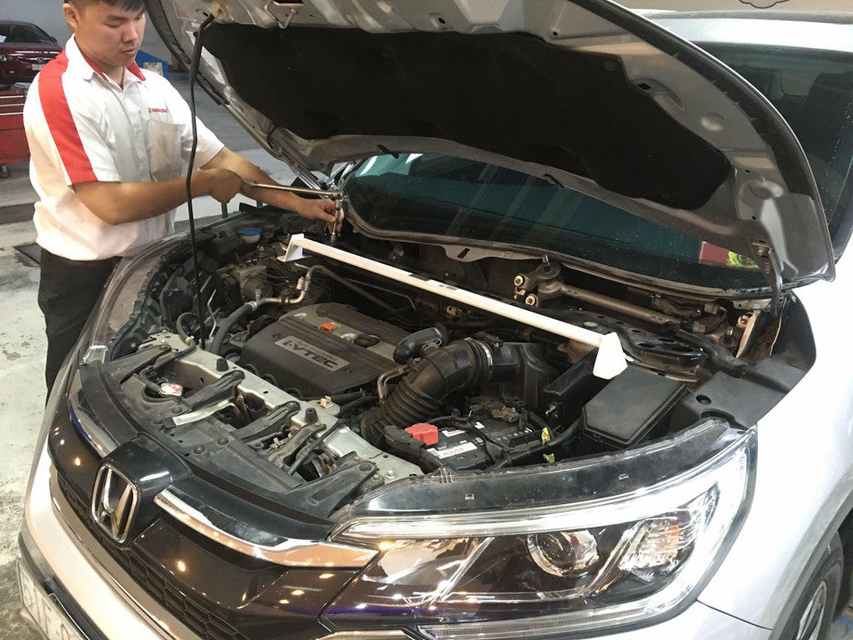 Ultra Racing - 2pt Front Strut Tower Brace - HONDA CR-V (RM) 2012-2016 - UR-TW2-2949