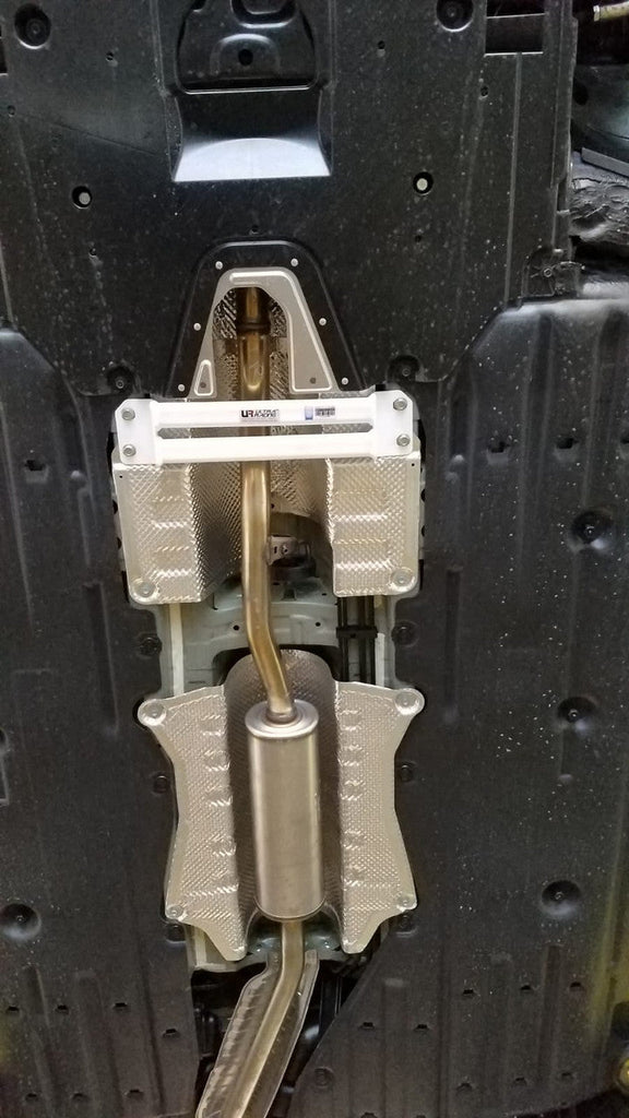 Ultra Racing - 2pt Middle Lower Brace - HONDA CIVIC (FK7) HATCH 2016-2021 - UR-ML2-3525